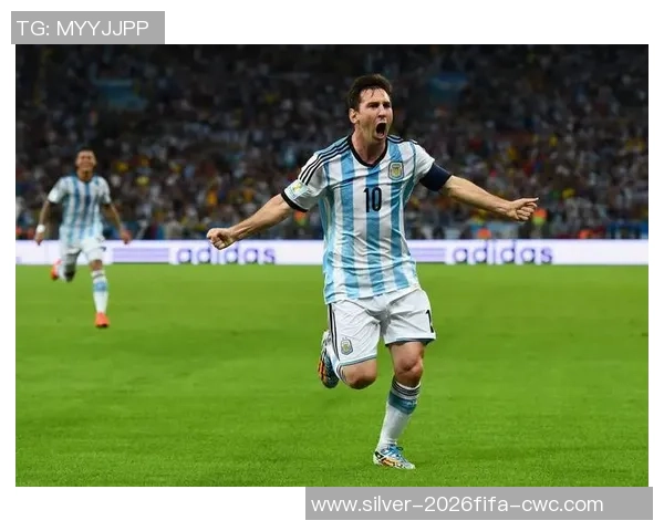 梅西专属足球的传奇之路与背后的故事揭秘 梅西专属足球的传奇之路与背后的故事揭秘