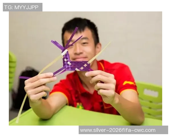 竹子编织的足球网在阳光下的美丽瞬间捕捉与分享 竹子编织的足球网在阳光下的美丽瞬间捕捉与分享