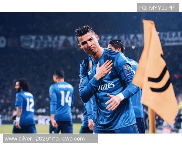 皇马足球赛精彩回顾球迷热情高涨赛场内外的激情碰撞 皇马足球赛精彩回顾球迷热情高涨赛场内外的激情碰撞